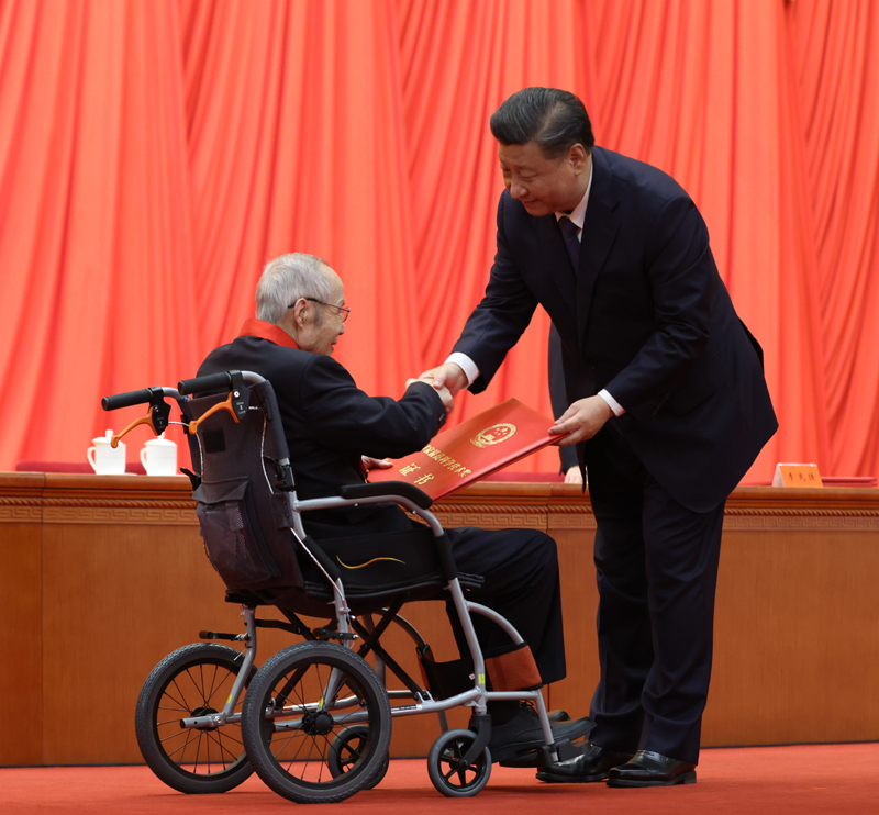 中共中央国务院隆重举行国家科学技术奖励大会 习近平出席大会并为最高奖获得者等颁奖 李克强讲话 王沪宁出席 韩正主持「相关图片」