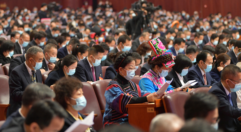 省十三届人大五次会议在成都开幕 彭清华主持开幕会并宣布开幕 黄强作政府工作报告 柯尊平出席「相关图片」