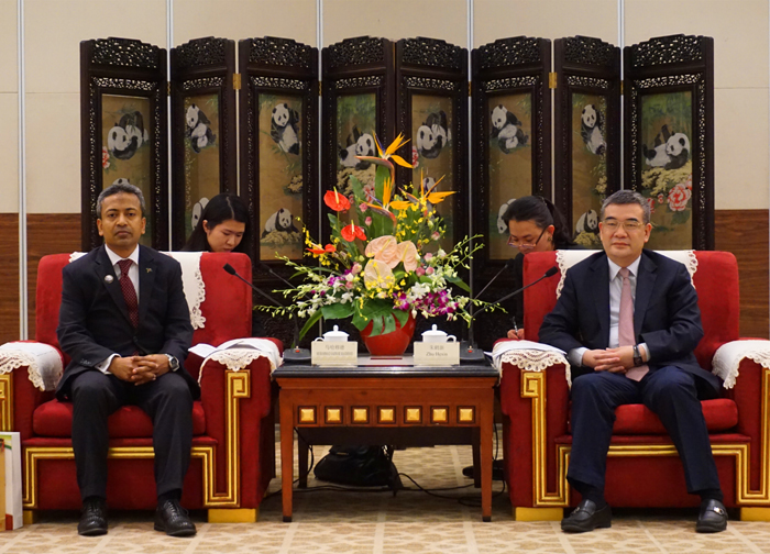 15国驻香港、澳门领事官员代表团来川访问