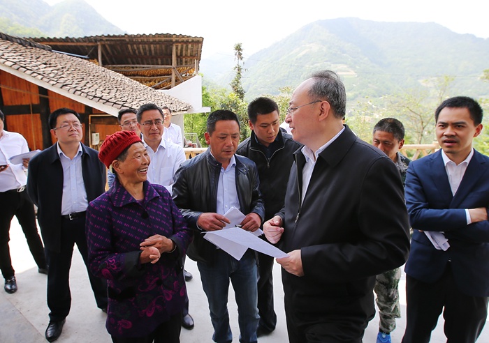 强化问题导向和精准要求 以扎实工作保障脱贫