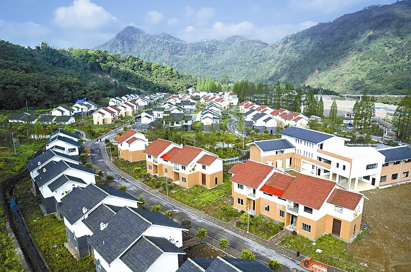 从汶川到芦山我国灾后重建交出亮丽答卷