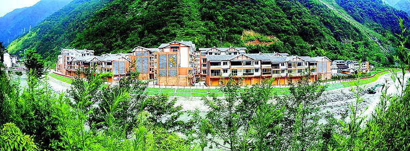 芦山强烈地震灾后恢复重建以来,宝兴县穆坪镇顺江新区聚居点