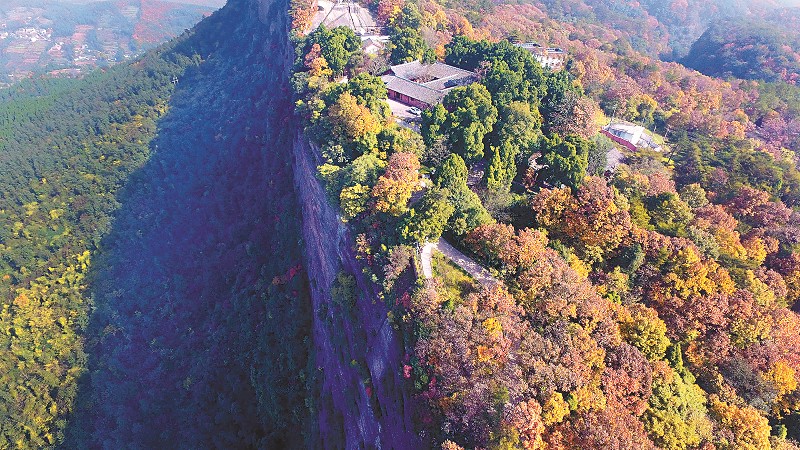 五彩秋色满巴蜀