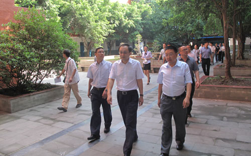 王宁赴重庆开县考察调研对口支援工作(2)