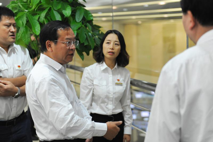 杨洪波赴中国铁路成都局集团公司调研