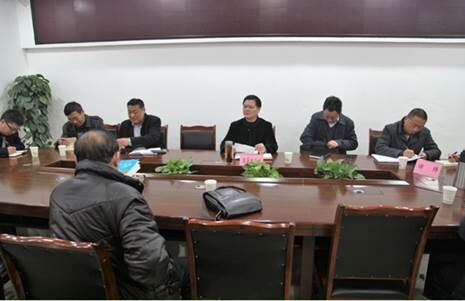 资阳市委常委、组织部部长周宇接待来访群众