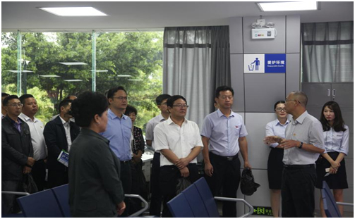 2018年7月31日上午,市委副书记,市长马廷贵率领市委九届三次会议b组
