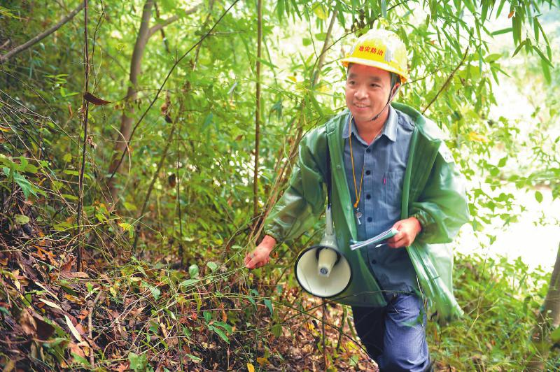 从汛期防地灾转向四季防地灾