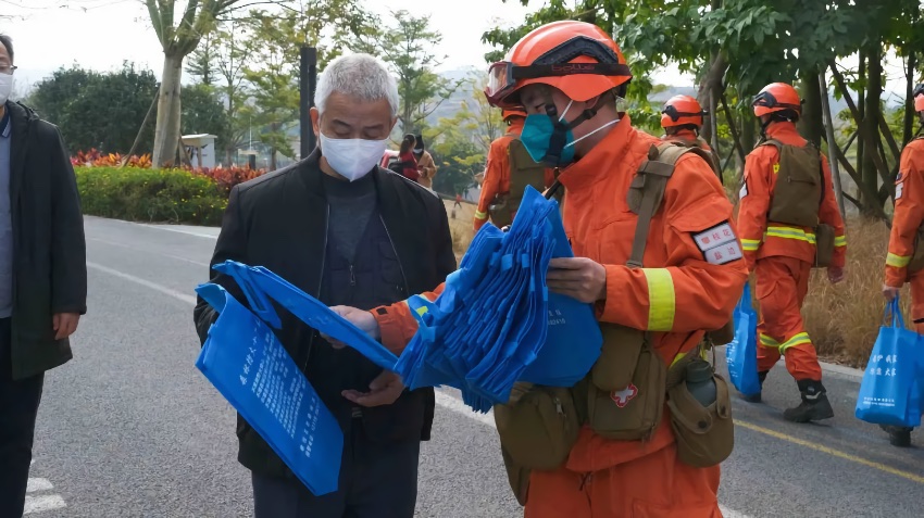 四川多点发力筑牢森林草原防灭火屏障