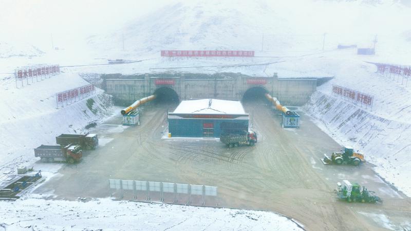 四川路桥：“两路”精神铸魂 道行天下开路「相关图片」