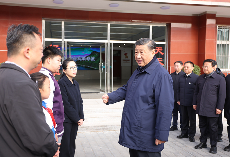 习近平在北京河北考察灾后恢复重建工作「相关图片」