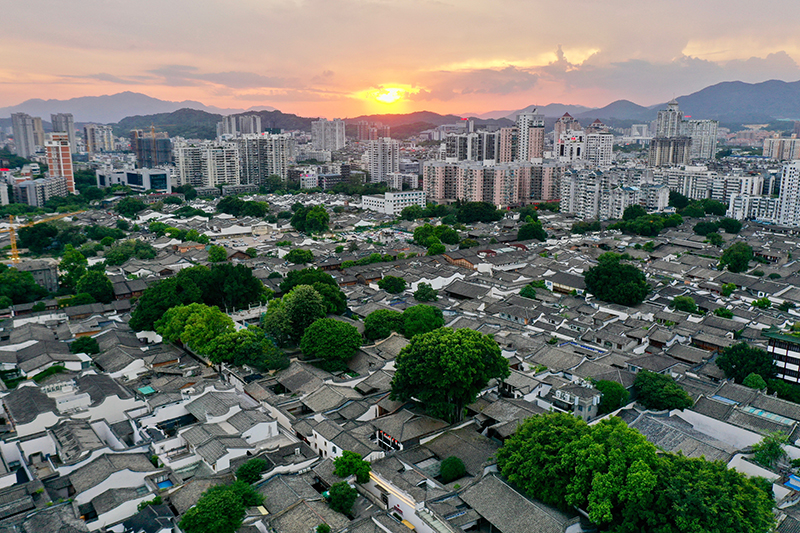 以习近平同志为核心的党中央引领中华文化创造性转化创新性发展纪实「相关图片」