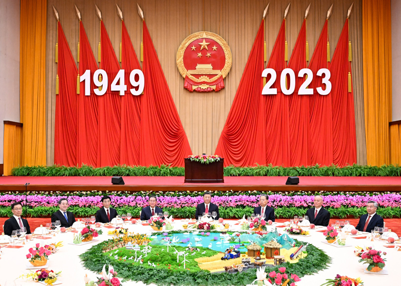 庆祝中华人民共和国成立74周年招待会在京举行 习近平发表重要讲话 李强主持 赵乐际王沪宁蔡奇丁薛祥李希韩正出席「相关图片」