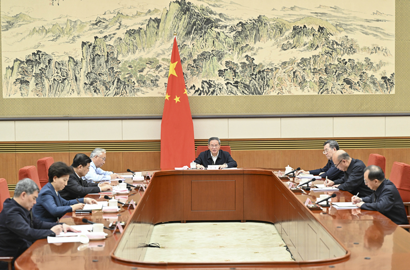 李強(qiáng)主持國(guó)務(wù)院第十次專題學(xué)習(xí)「相關(guān)圖片」