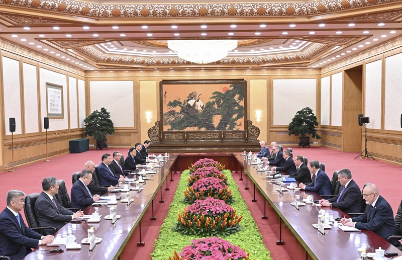 習(xí)近平會見俄羅斯統(tǒng)一俄羅斯黨主席梅德韋杰夫「相關(guān)圖片」