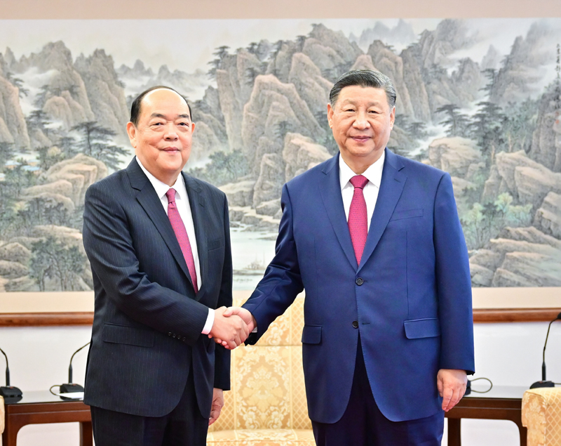 習(xí)近平會(huì)見(jiàn)賀一誠(chéng)「相關(guān)圖片」