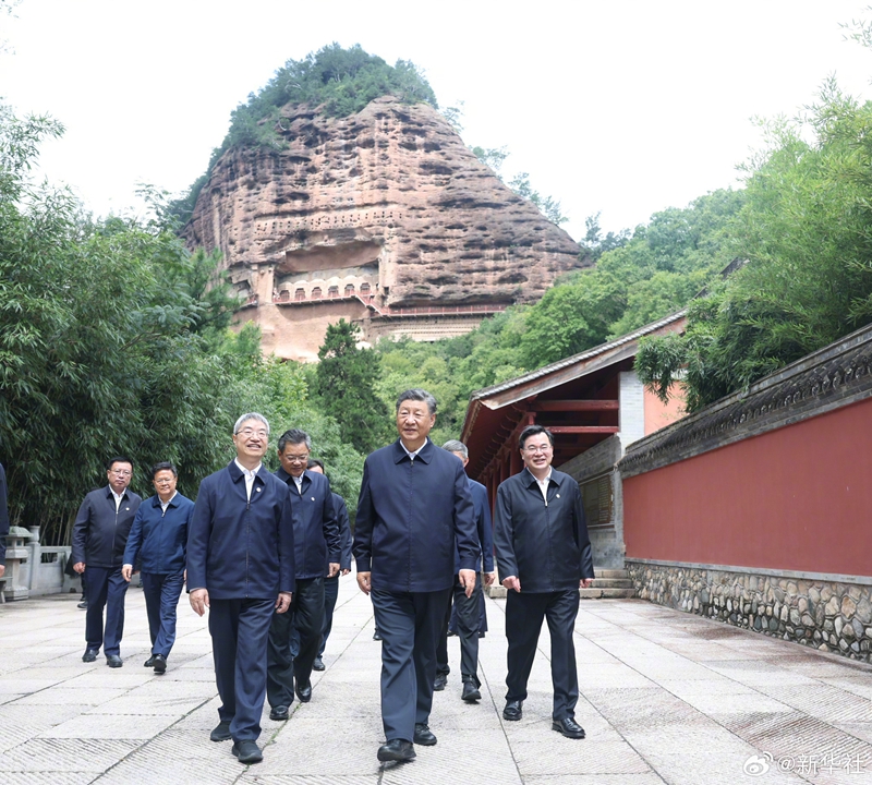習(xí)近平在陜西寶雞市和甘肅天水市考察調(diào)研「相關(guān)圖片」
