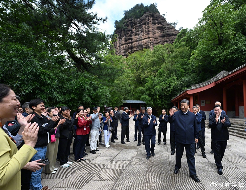 習(xí)近平在陜西寶雞市和甘肅天水市考察調(diào)研「相關(guān)圖片」