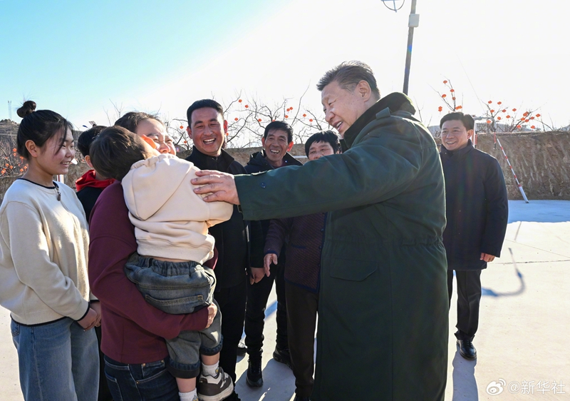 习近平在辽宁葫芦岛市看望慰问受灾群众「相关图片」