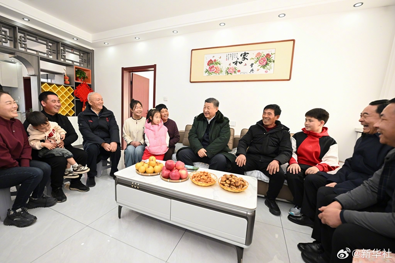 习近平在辽宁葫芦岛市看望慰问受灾群众「相关图片」