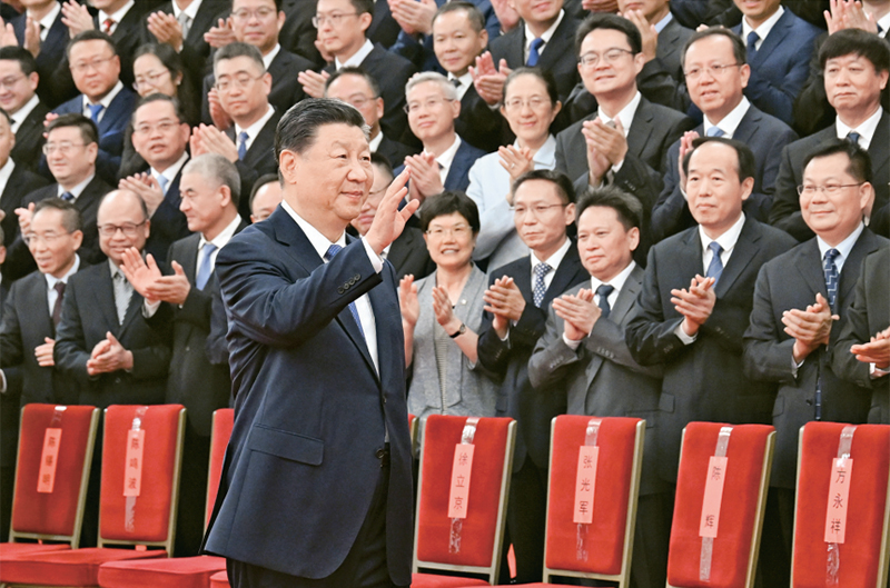 習(xí)近平：朝著建成科技強(qiáng)國(guó)的宏偉目標(biāo)奮勇前進(jìn)「相關(guān)圖片」