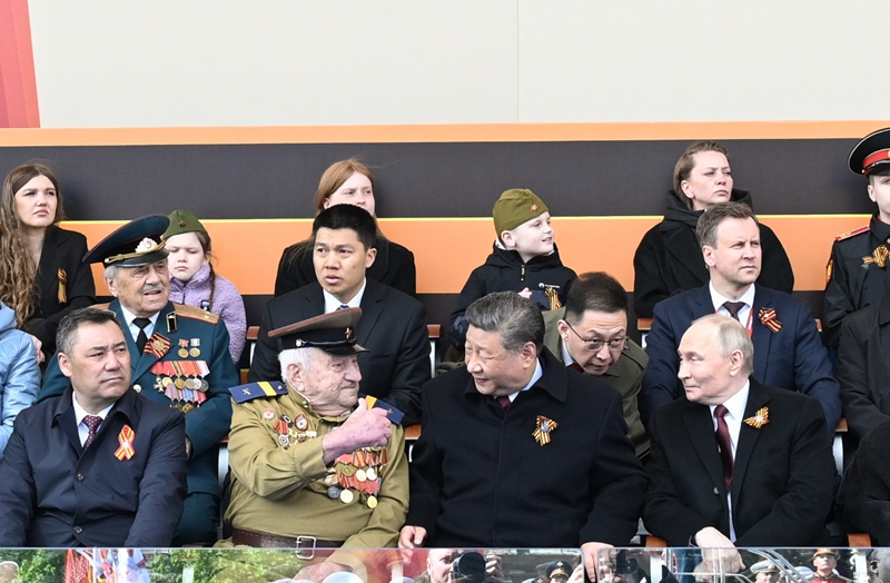习近平出席俄罗斯纪念苏联伟大卫国战争胜利80周年庆典「相关图片」