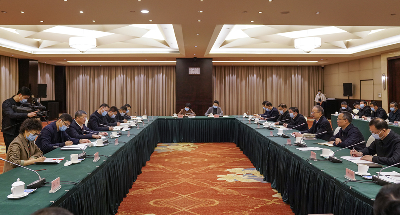 国家能源局与四川省举行能源工作座谈会
黄强章建华出席并讲话「相关图片」