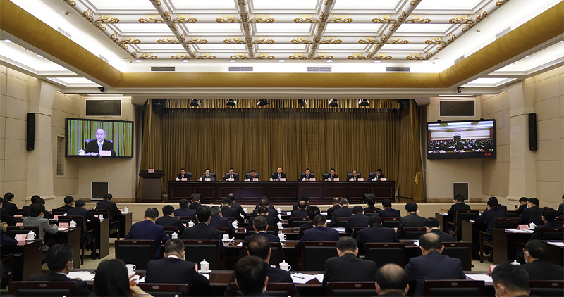 黄强在省政府第一次廉政工作会议上强调
强化政府工作就是抓落实意识
以政府党风廉政建设新成效护航高质量发展「相关图片」