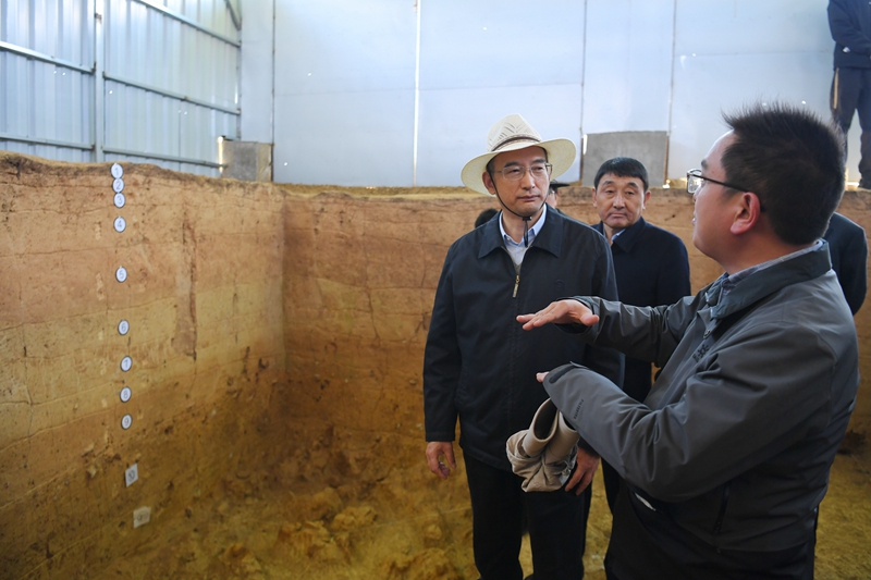 黃強在甘孜州開展專題調(diào)研時強調(diào) 堅定不移推動民族地區(qū)文旅產(chǎn)業(yè)高質(zhì)量發(fā)展(圖2)