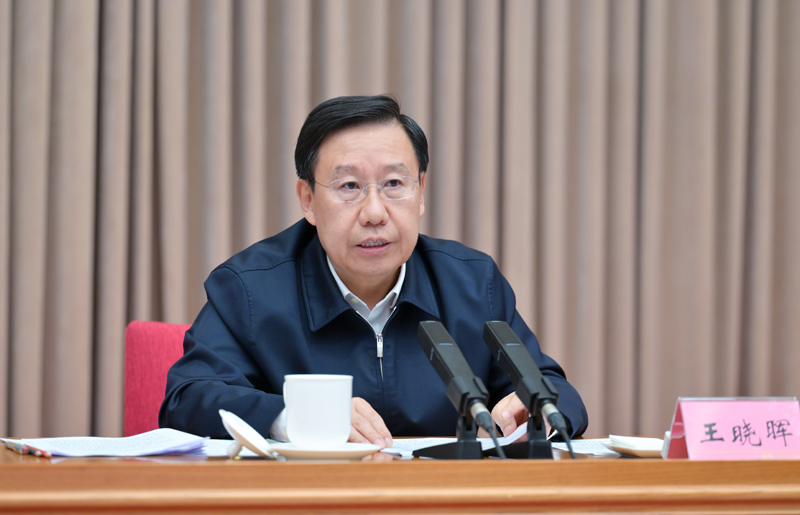王晓晖在四川省卫生健康大会上强调
加快建设新时代更高水平的健康四川
为谱写中国式现代化四川新篇章打下坚实健康基础
施小琳主持 于立军出席「相关图片」
