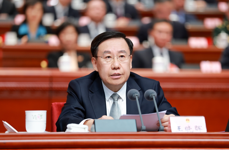 省十四届人大五次会议闭幕&ensp;
王晓晖主持闭幕会并讲话&ensp;
施小琳田向利于立军出席&ensp;
陈炜、杨兴平当选为省人大常委会副主任&ensp;
陈志君当选为省高级人民法院院长「相关图片」