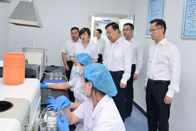 王晓晖在巴中市达州市调研时强调
在不断改进作风中更加奋发进取
以高质量发展新成效更好造福老区群众「相关图片」