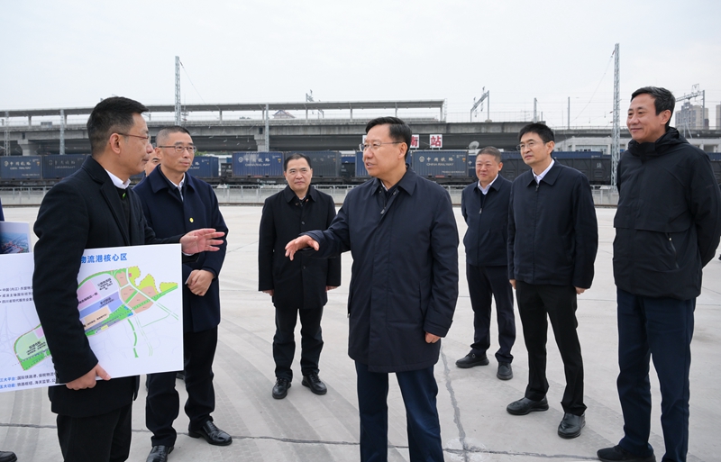 ���������ڽ��������е���ʱǿ�� 
�ƶ�����ʵ���������������н� 
ȷ����ʮ���塱���þ���ò������ͼƬ��