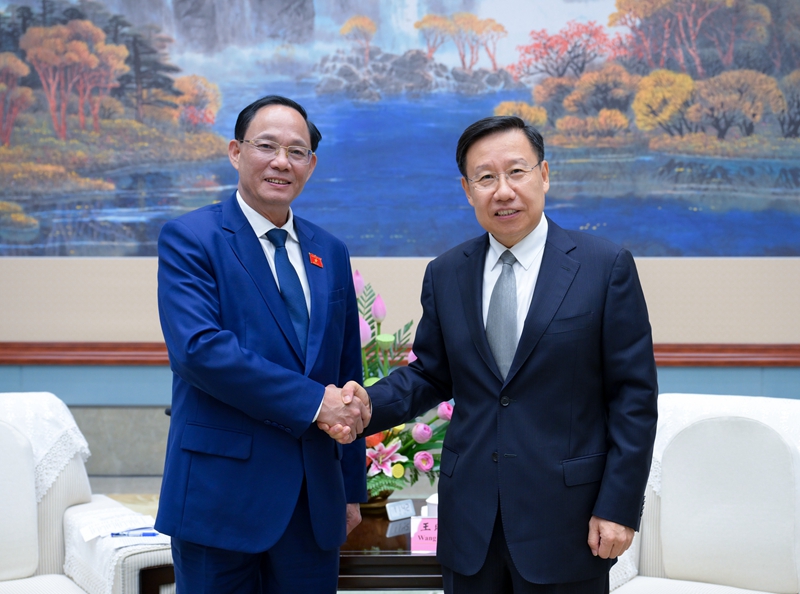 王曉暉會(huì)見越南國會(huì)副主席陳光方「相關(guān)圖片」