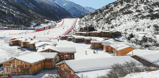 旅游收入突破40亿元 位列阿坝州第一<br>有特色 理县旅游“四季同热”