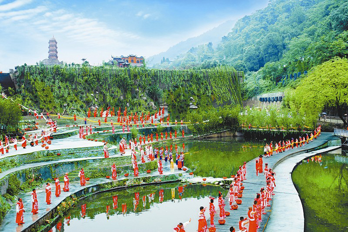 文化旅游剧目《道解都江堰》演出现场