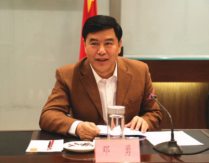 邓勇专题研究全省司法,人防工作