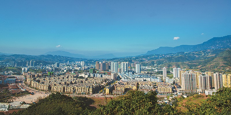 叙永加快建成乌蒙山片区精准脱贫示范县实录