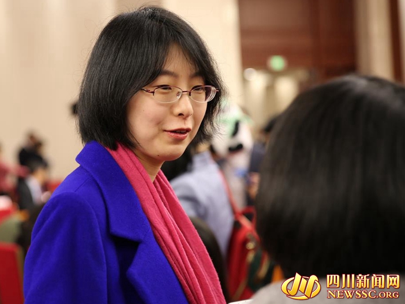 中新社记者李晓喻表示,她对四川,成都印象很好中新社记者李晓喻